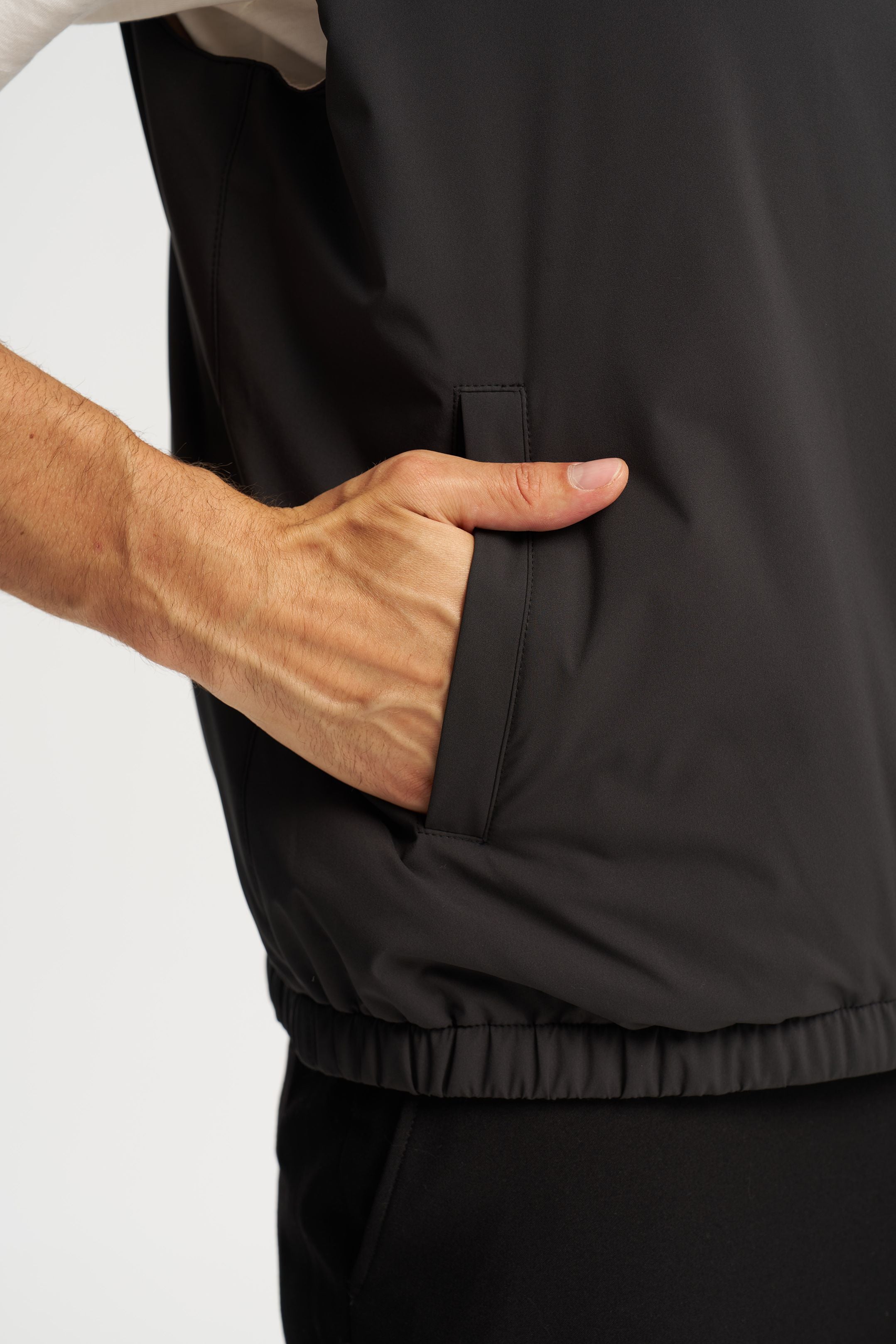 Como Reversible Vest Black
