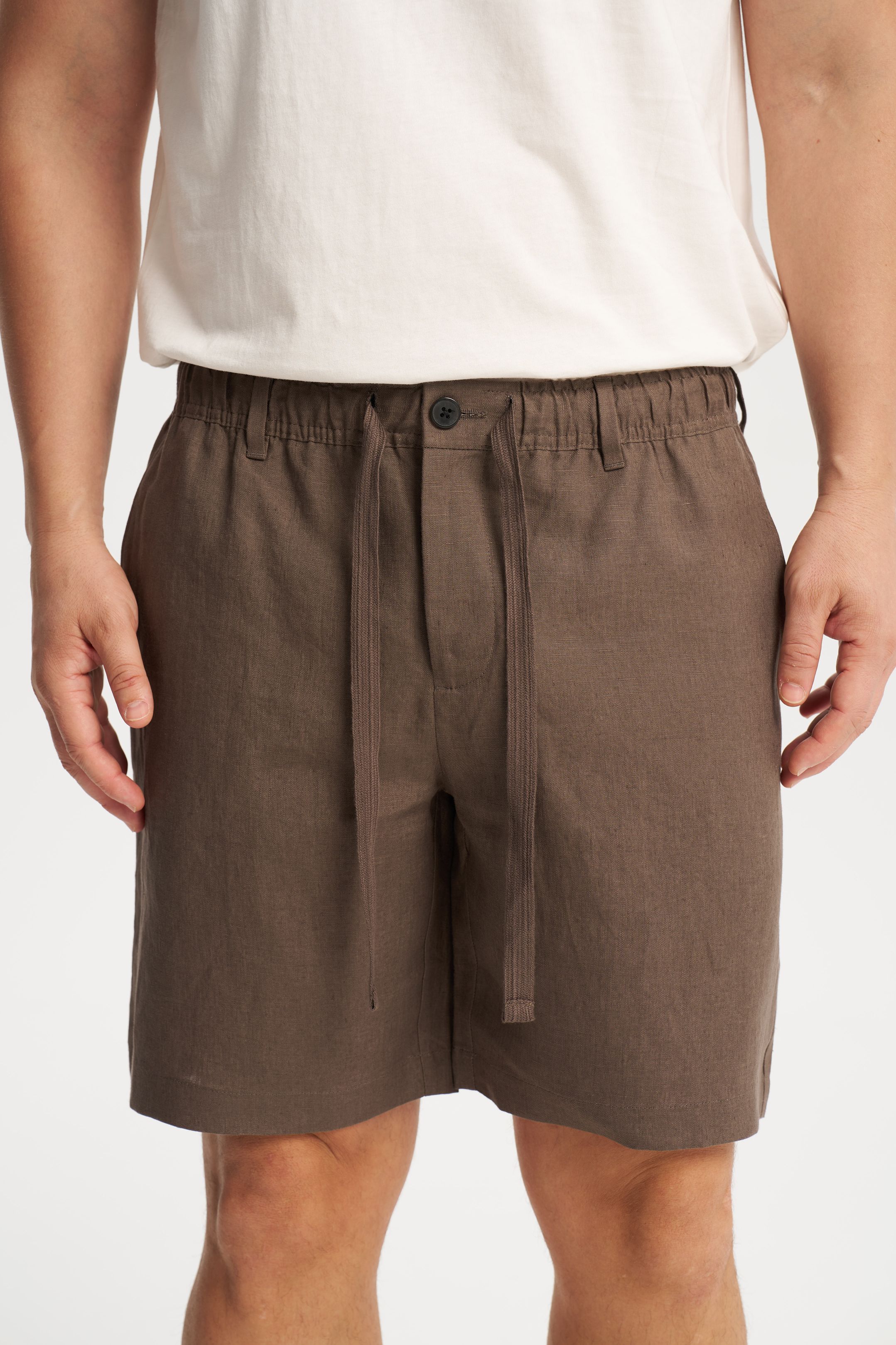 Linen Shorts Brown